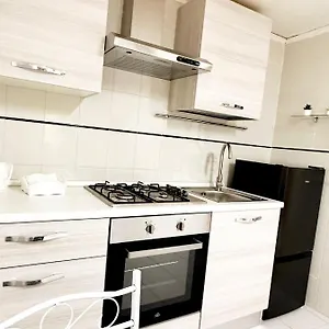 la-casina-di-adry.hotels-amalfi.com/